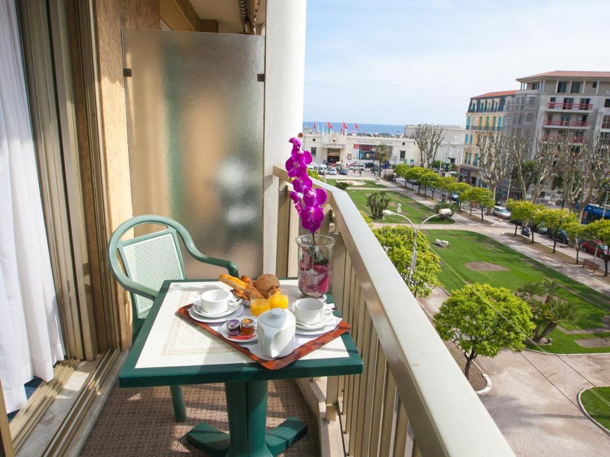 Hotel Chambord Мантон Екстер'єр фото