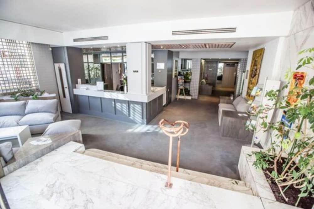 Hotel Chambord Мантон Екстер'єр фото