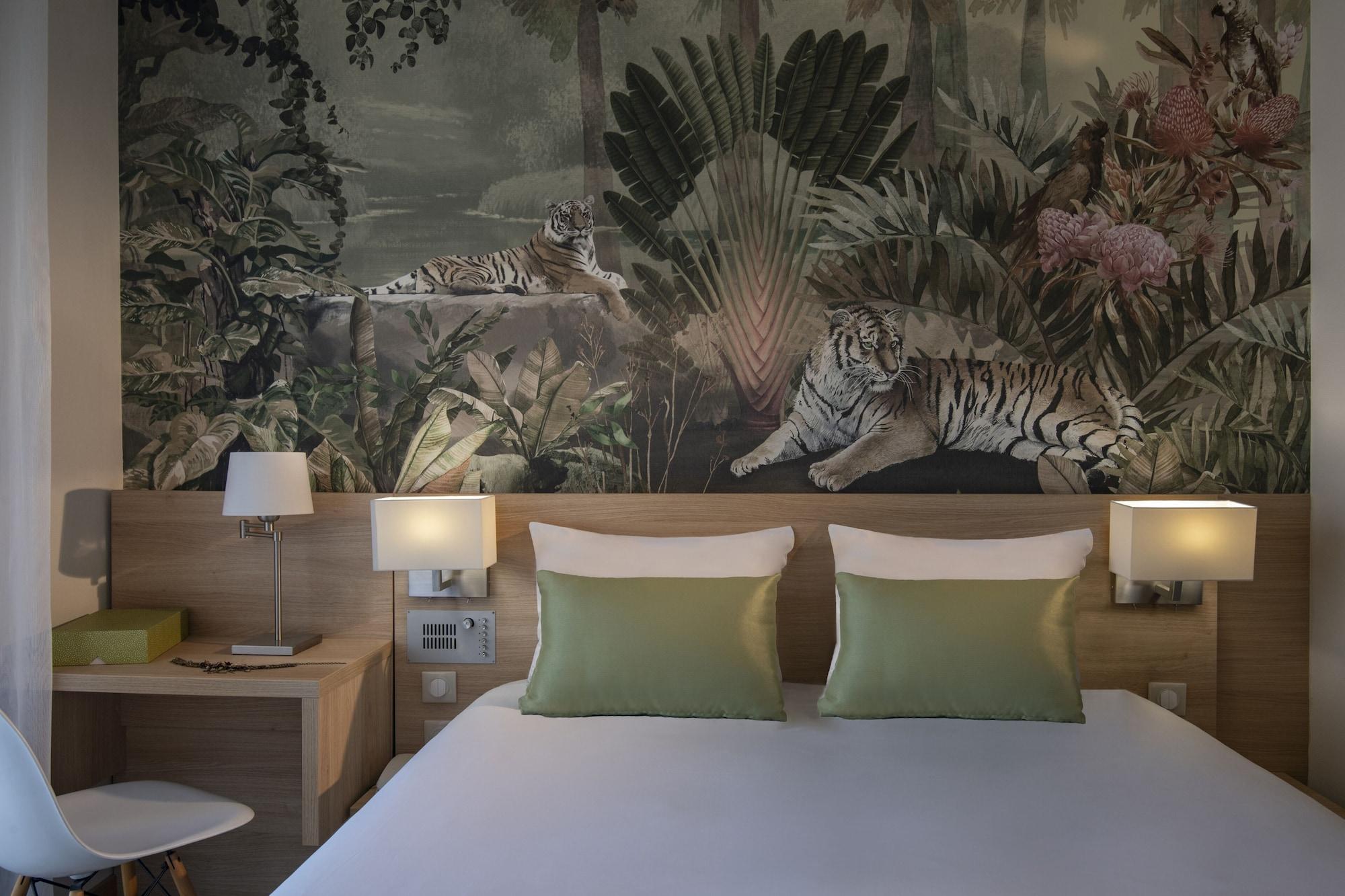 Hotel Chambord Мантон Екстер'єр фото