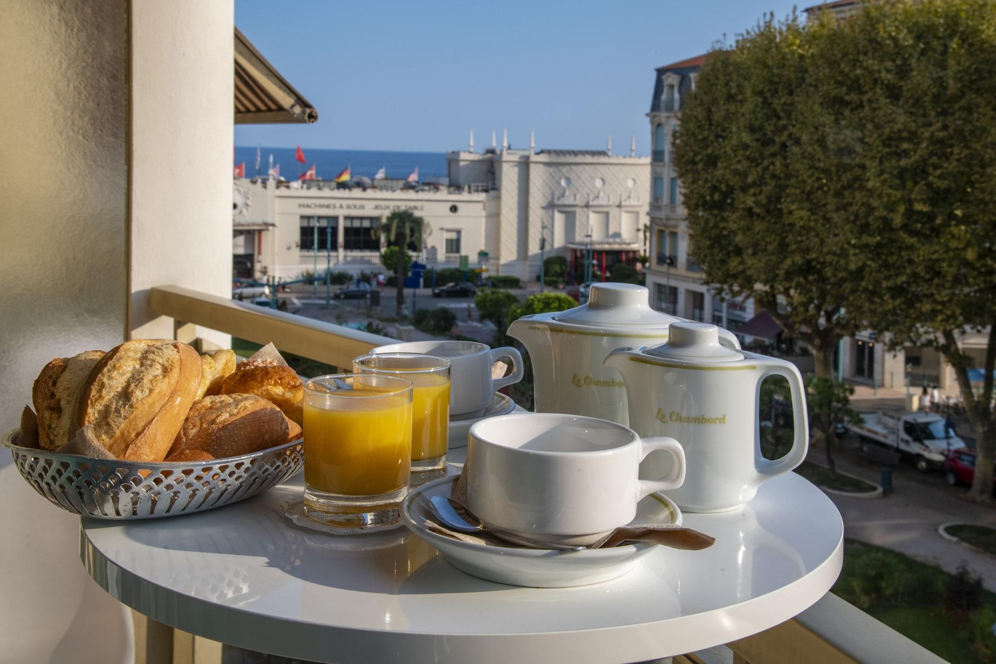 Hotel Chambord Мантон Екстер'єр фото